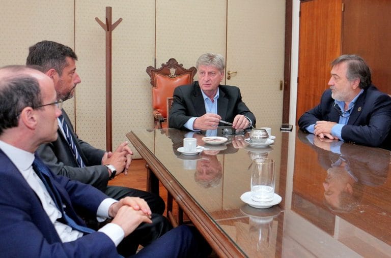 El Gobernador confirmó la continuidad de los directores del Banco de La Pampa
