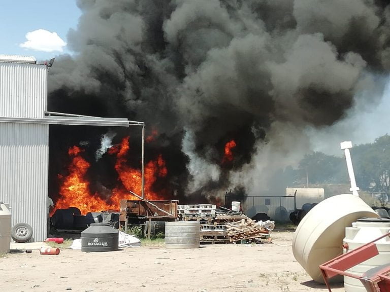 Incendio en una fábrica de Quemú Quemú