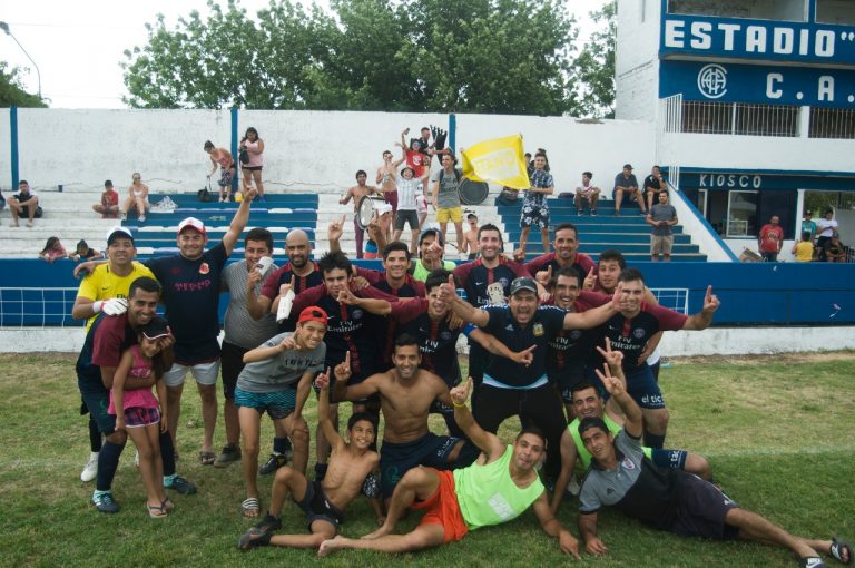 Metano venció a Corpico y salió campeón de la Súper Final de la Chañar League