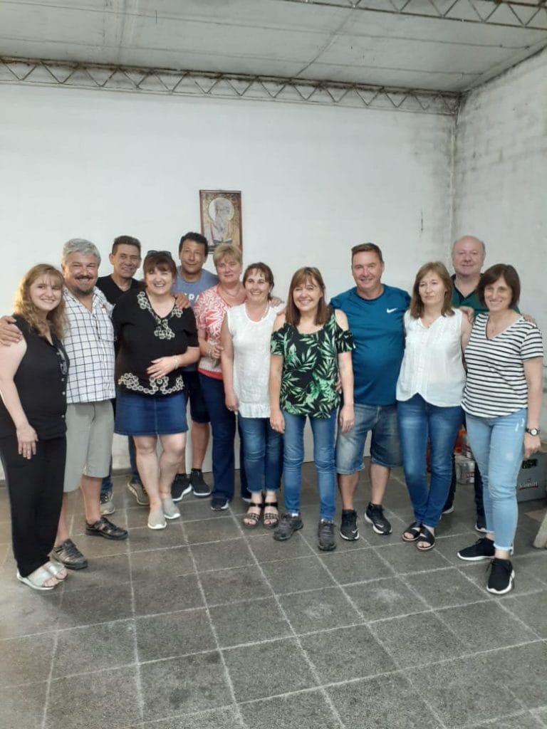 Emocionante reencuentro de la promoción ´86 del Colegio “José Hernández” de Colonia Barón