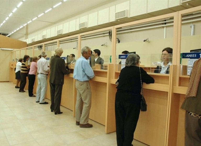 Mirá cuando cobrarán jubilados y pensionados el bono de $5.000