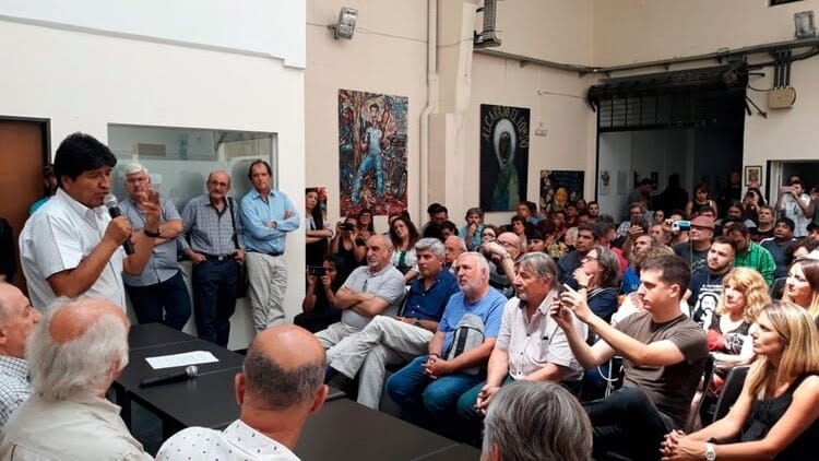 La UCR quiere que Evo Morales se vaya del país y presionará desde el Congreso