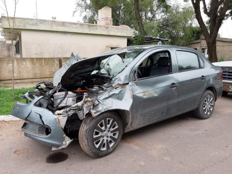 Fue dado de alta médica el joven que colisionó a  5 km de General Pico  contra dos animales en la ruta