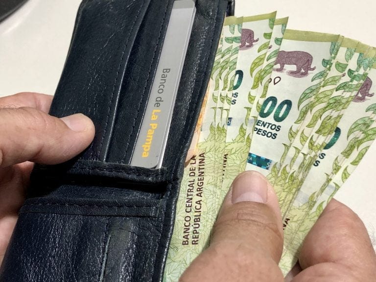 El Gobernador Ziliotto fija el Haber Mínimo Jubilatorio en $414.835 para civiles y docentes