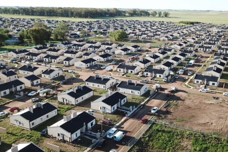 Casas del IPAV: Solamente el 36% de los adjudicatarios pagan las cuotas