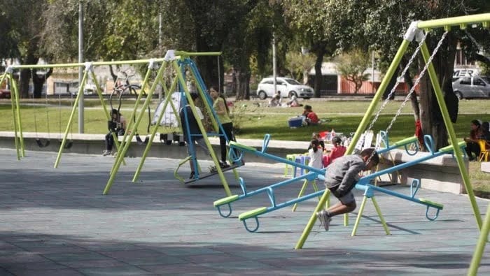 En la ciudad de Mendoza estará prohibido fumar en parques, paseos y plazas