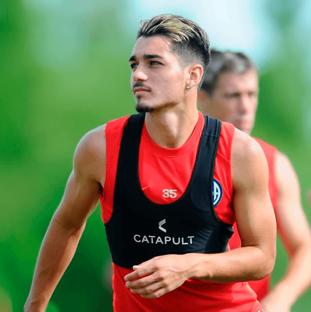 Matías Palacios sueña con triunfar en Europa: “Por un tema de papeles no pude jugar en Almería”
