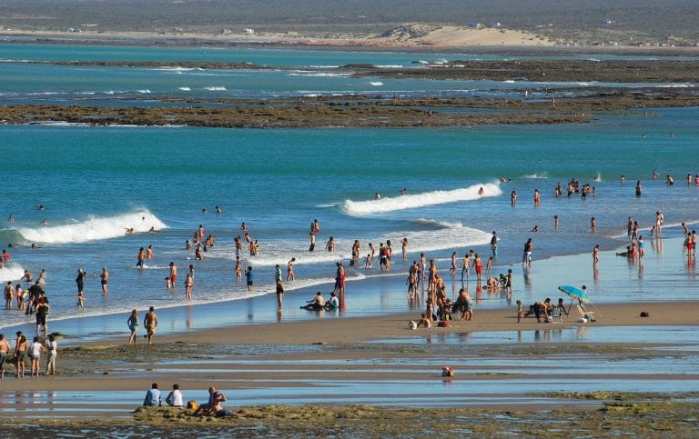 ORGULLO ARGENTINO: Las Grutas, entre las 50 mejores playas del mundo. Y votada como la mejor de Argentina