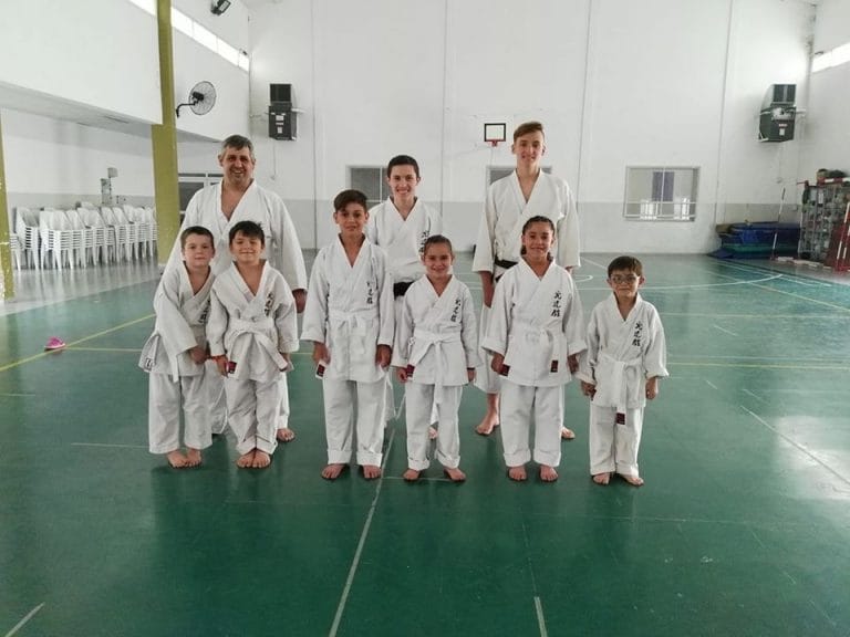Escuela de Karate Do de General Pico realizó su balance de año y felicitó a sus graduados