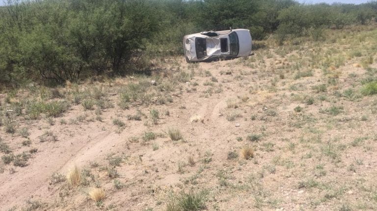 Familia mendocina volcó en cercanía de Santa Isabel