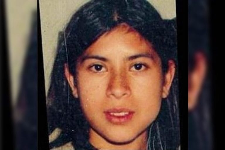ANDREA LÓPEZ: “la enterró en una sábana blanca y que, por una operación en un tobillo, tenía una prótesis metálica, lo que facilitaría su identificación”