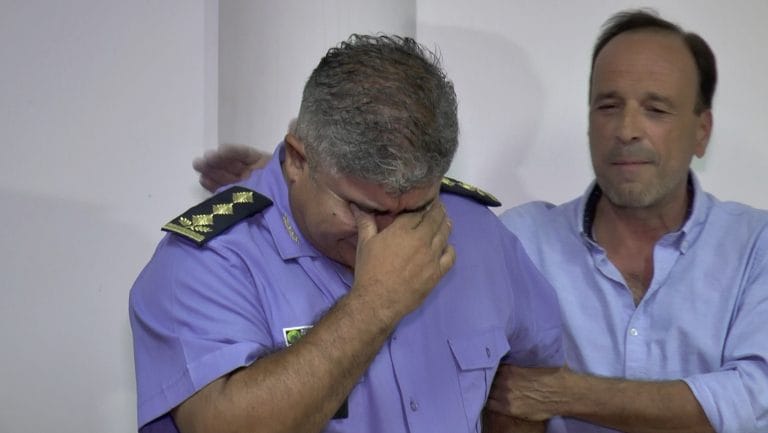 [VIDEO] La emoción de un jefe de la Policía de La Pampa al retirarse luego de 30 años de servicio
