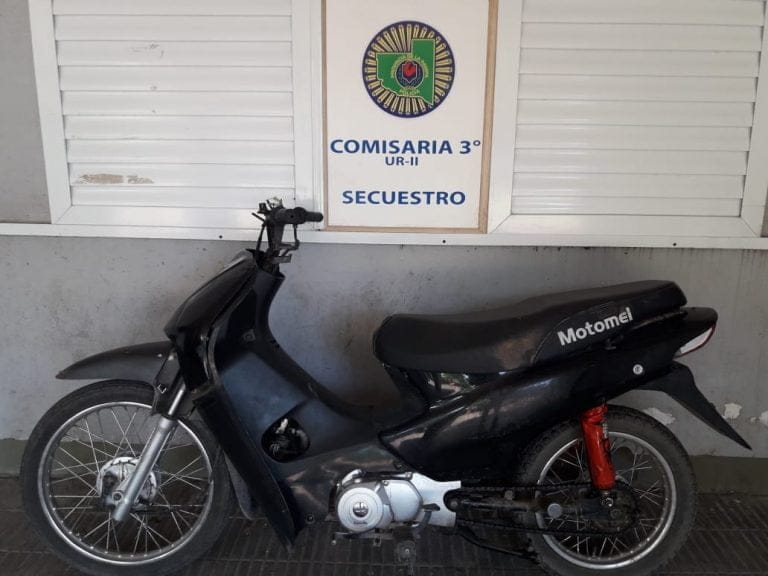 Nuevamente menores roban moto: Eran tres y fueron demorados cuando circulaban en cercanía de una comisaría