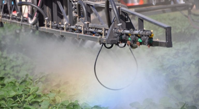 Podrían prohibir la venta de agroquímicos en La Pampa