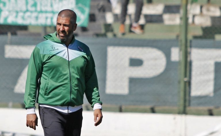 “Necesitamos reemplazar la cantidad de goles que nos dejó Neculman”, señaló, Mauricio Giganti, técnico de Ferro de Pico