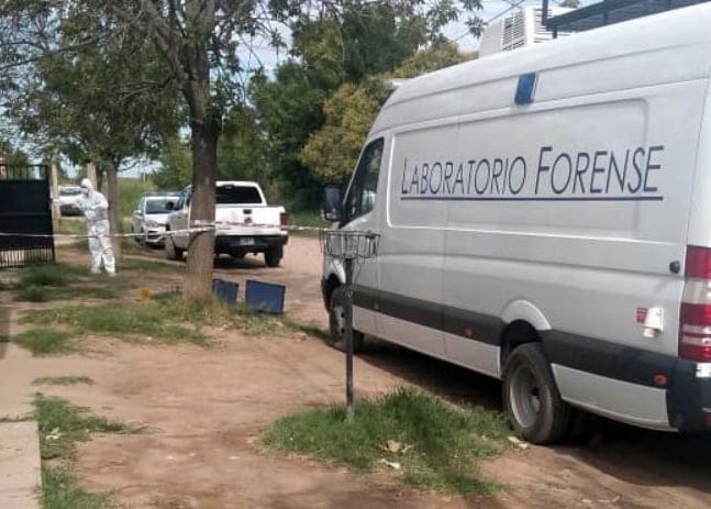 Santa Rosa: La policía fue por una persona herida con un cuchillo y se encontró con 16 plantas de marihuana