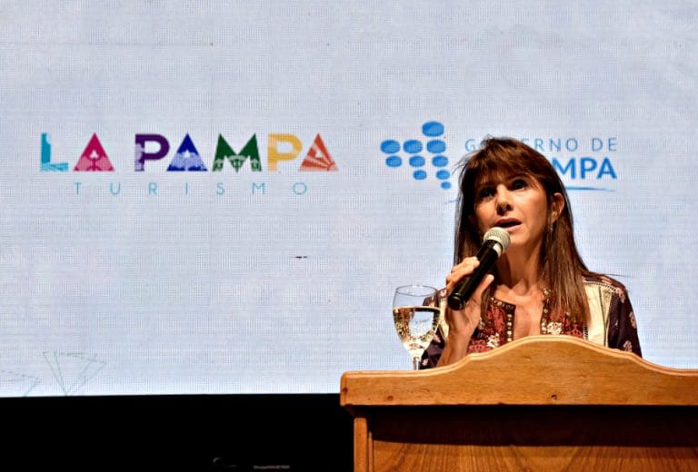 Adriana Romero destacó dos aspectos del turismo de Semana Santa en La Pampa “el polo gastronómico y la carrera del TC que colmó la capacidad hotelera”