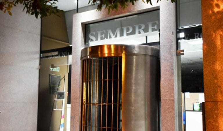 La justicia obliga al SEMPRE a cubrir los acompañantes domiciliarios de una paciente