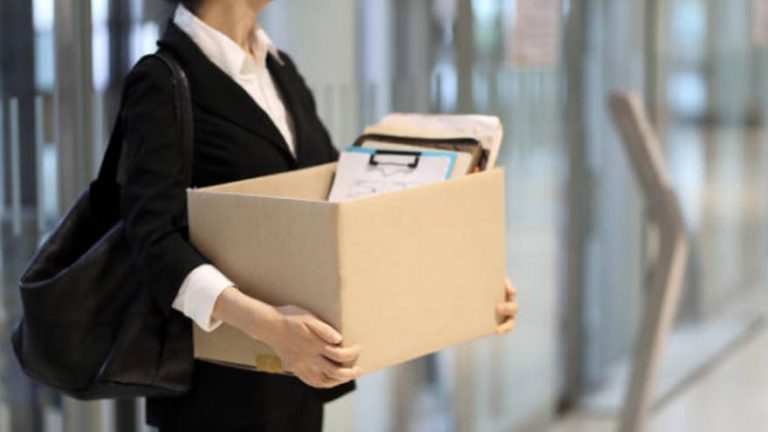 La doble indemnización por despido no aplica a trabajadores estatales