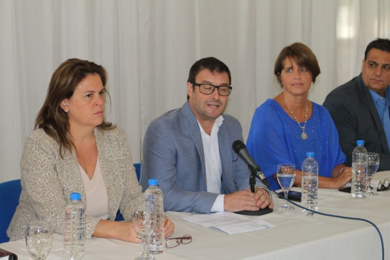 El ministro Maccione le respondió a Utelpa: “Tenemos las necesidades cubiertas para el ciclo lectivo”, dijo en relación al pedido de creación cargos genuinos