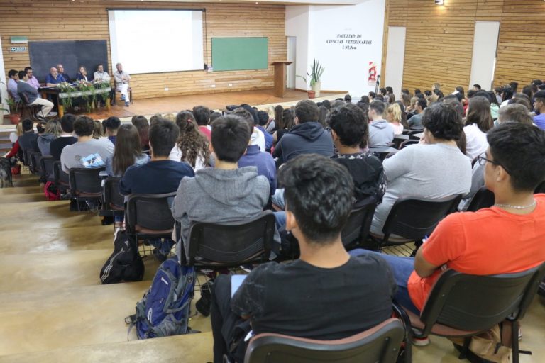 De los 191 ingresantes en la Facultad de Veterinarias el 50% son estudiantes de otras provincias