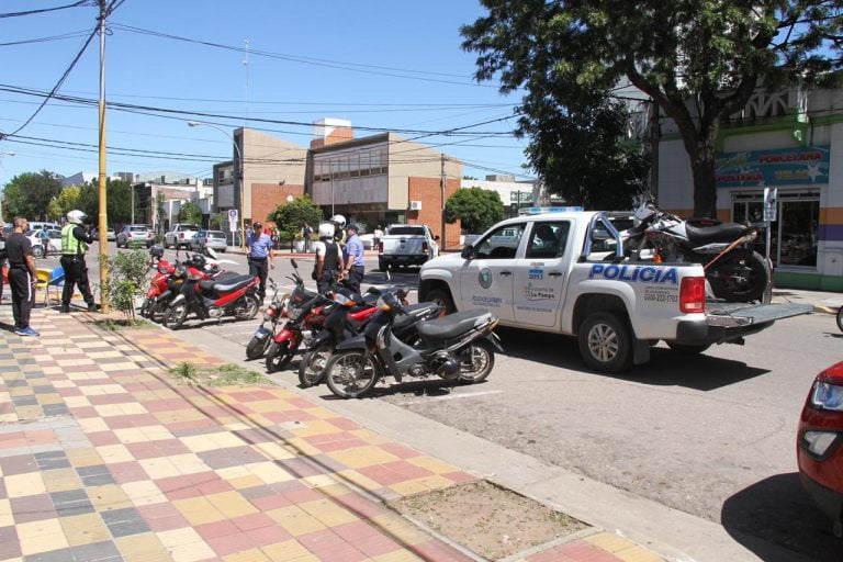 Violento episodio y mucha tensión se vivió en el centro piquense