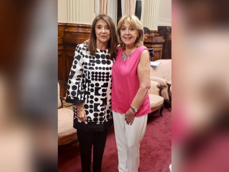 La senadora Durango presente en la designación de Marisa Graham como Defensora del Niño, Niña y Adolescentes: “Estamos saldando una deuda”