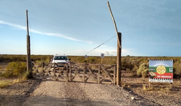 Formalizaron a dos hermanos y ordenaron despejar el acceso al yacimiento Medanito Sur que opera Pampetrol Sapem