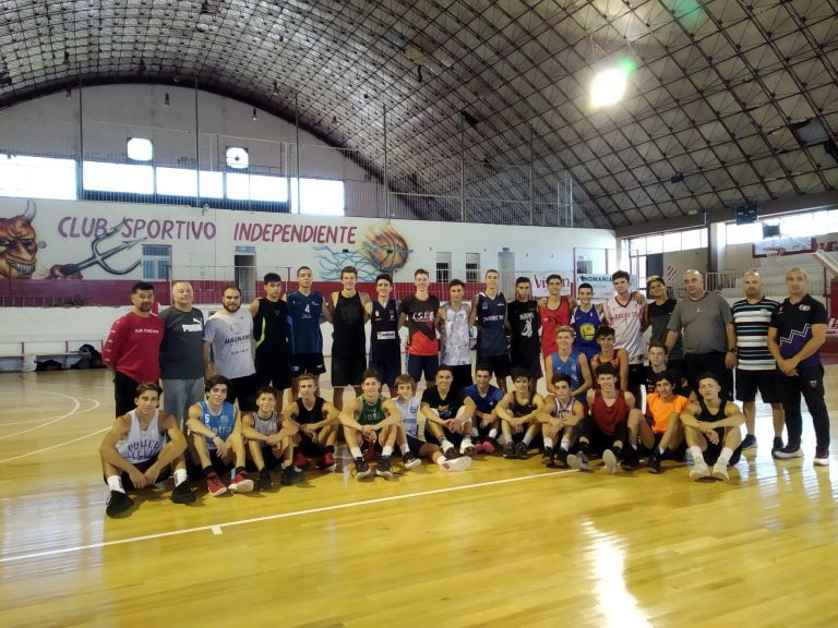 Comienza a trabajar el preseleccionado de básquet con miras a las competencias nacionales