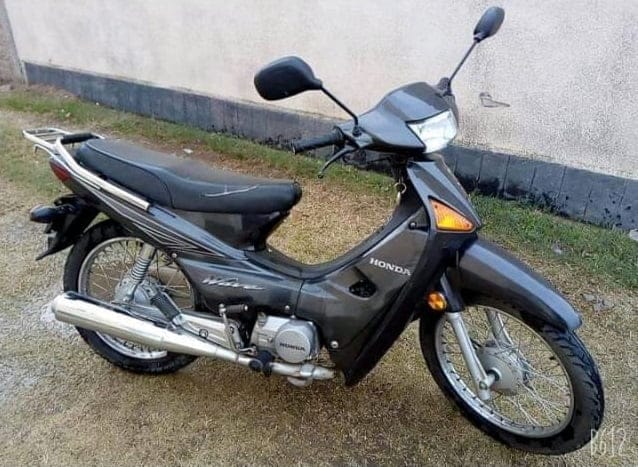 Le robaron la moto a una trabajadora del Hospital Gobernador Centeno y pide ayuda para recuperarla