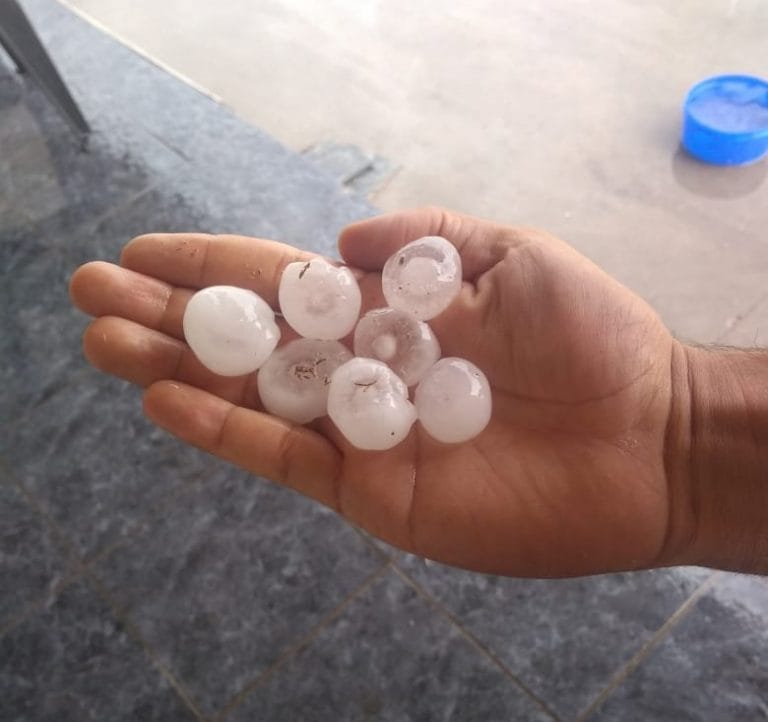 ¡Impresionante caída de granizo en Puelén!: Hace tres años que no sucedía