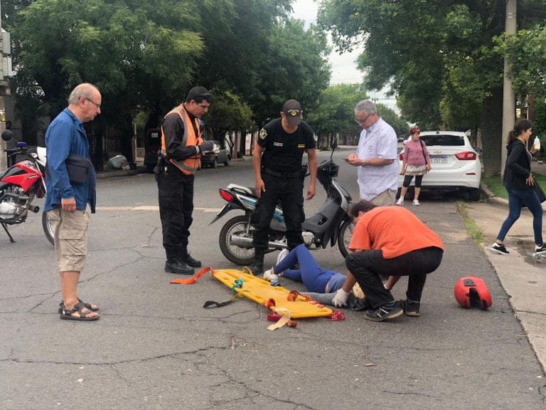 Dos mujeres y un bebé fueron trasladados al hospital tras un accidente de tránsito