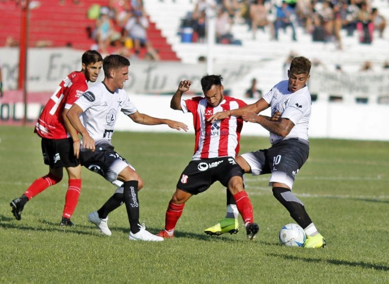 Torneo Regional Amateur: Costa, líder de la zona, recibe a All Boys de Santa Rosa