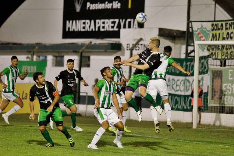 Fútbol: Ferro va de visita, Costa será local