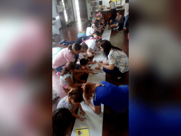 Gran éxito de “Alicia en el País de las Maravillas” en Intendente Alvear