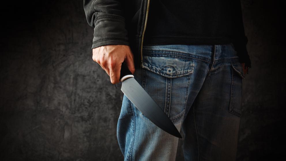 Tres años de prisión para un joven de 24 años que le robó un celular a una mujer a punta de cuchillo dentro de un kiosco
