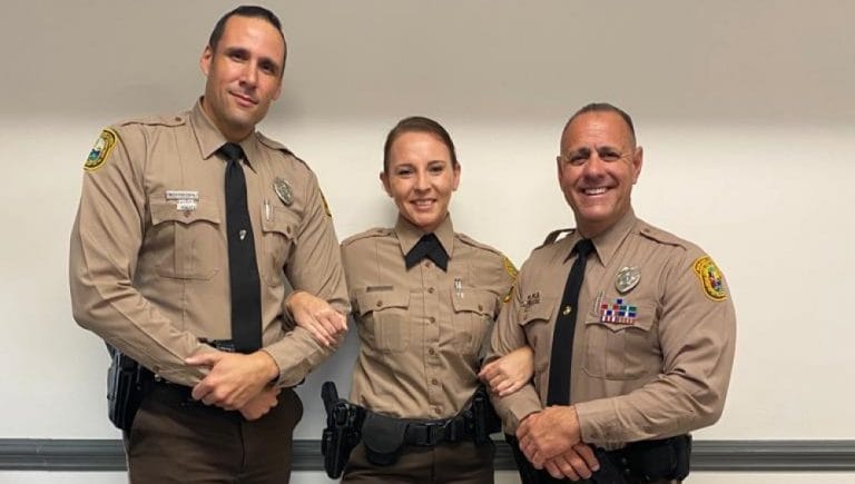 Por primera vez en la historia, una cordobesa egresó como policía de Miami