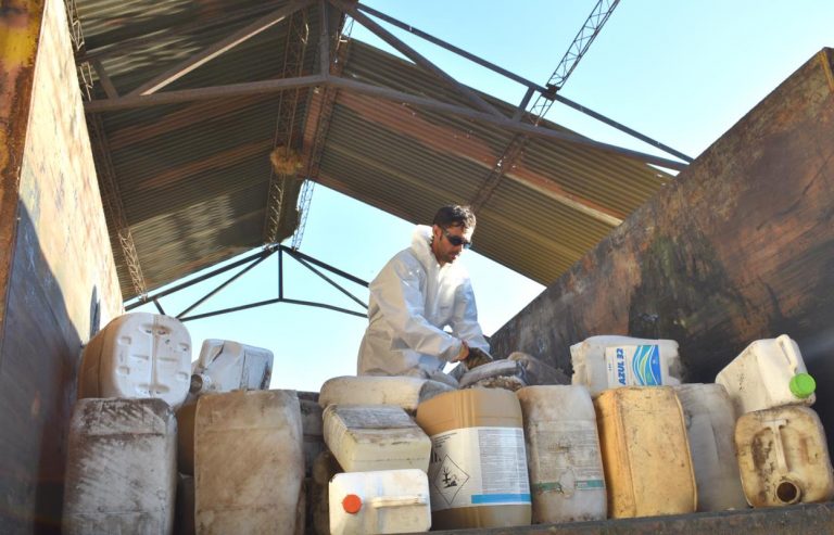 El municipio entregó a Campo Limpio bidones de agroquímicos que estaban en distintos puntos de General Pico de forma irregular
