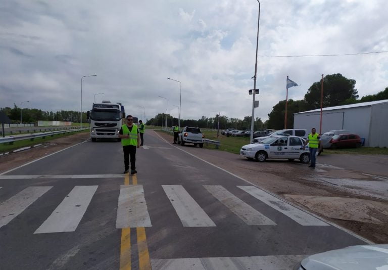 Importante procedimiento de la Policía de Castex: Demoraron a un cazador de Luan Toro, secuestraron armas y un automóvil