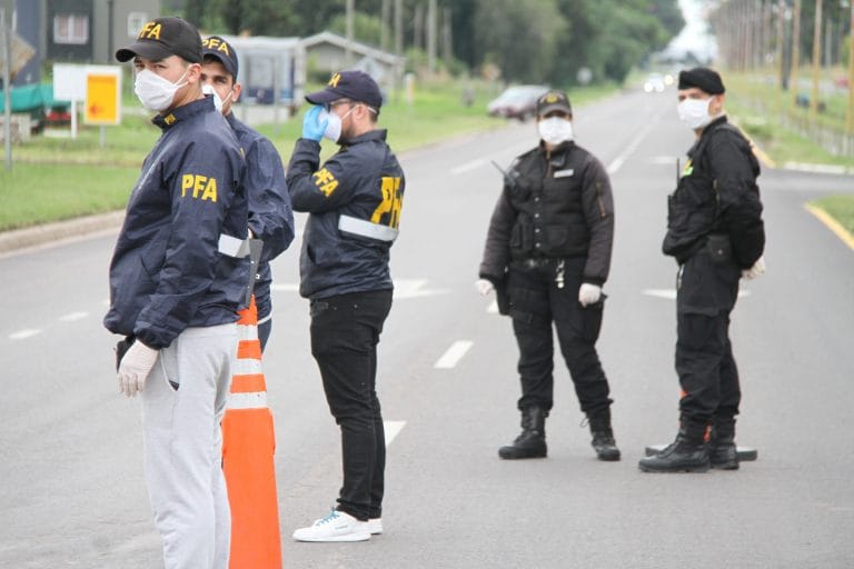 Policía de La Pampa y Federal realizan controles en los accesos a General Pico