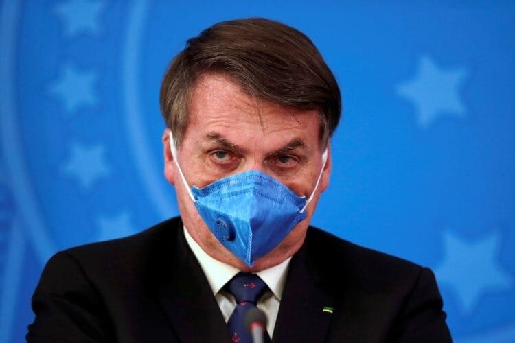 Coronavirus: Bolsonaro pidió reabrir escuelas y levantar los confinamientos