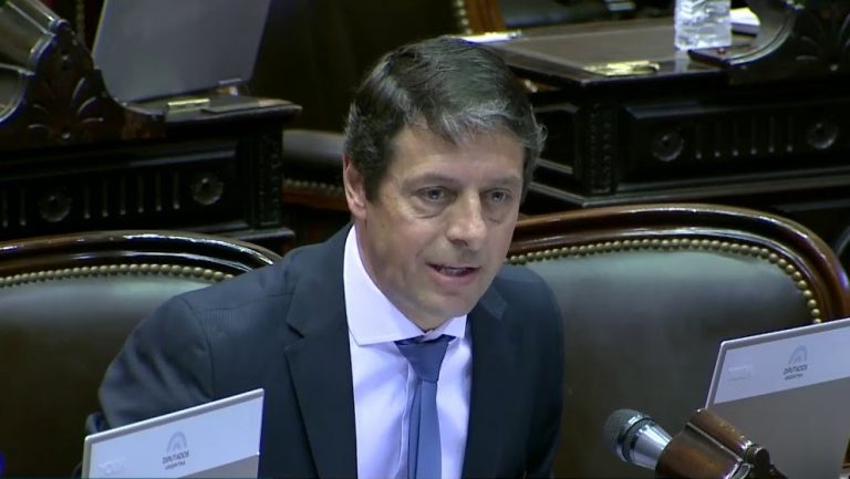 “A las cooperativas de trabajo las entendemos como una herramienta para generar trabajo y salir de la informalidad”, declaró Rauschenberger