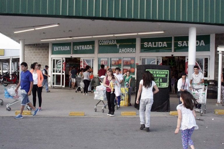 El supermercado Chango Más cerrará sus puertas tanto el lunes como el martes