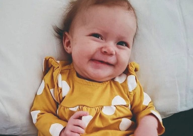 Ellie, la bebé de dos meses que lucha contra el coronavirus en Estados Unidos
