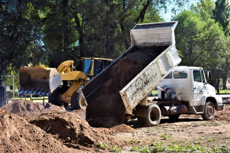 Revelaron que la refacción de la cocina y la construcción de un buffet y una casa de acompañantes son los grandes proyectos a concretar en el Gobernador Centeno