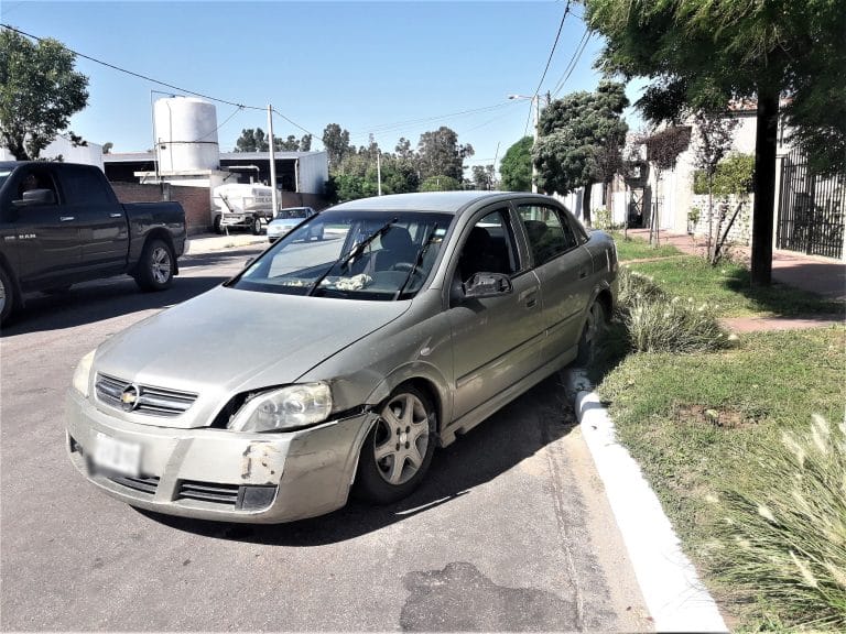 Hilario Lagos: Transgredió la cuarentena obligatoria y al ser consultado por los motivos, arremetió con su auto en contra de un policía