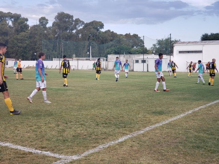 Ferro cayó ante Olimpo en su visita a Bahía Blanca