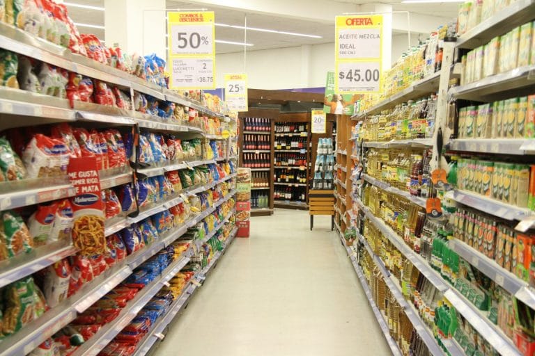 A partir de este miércoles supermercados pampeanos tendrán que abrir al menos 13 horas para evitar aglomeraciones