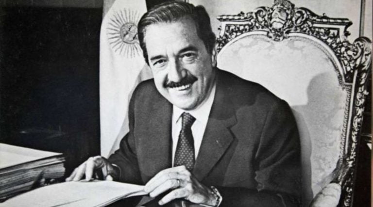 Se cumple un nuevo aniversario del nacimiento de Raúl Alfonsín