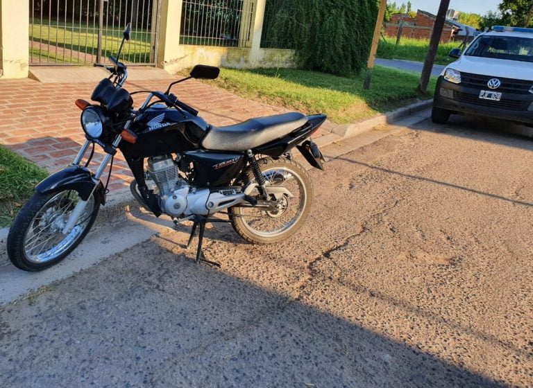 Motociclista sufrió un accidente en calle 300 y fue trasladado al hospital